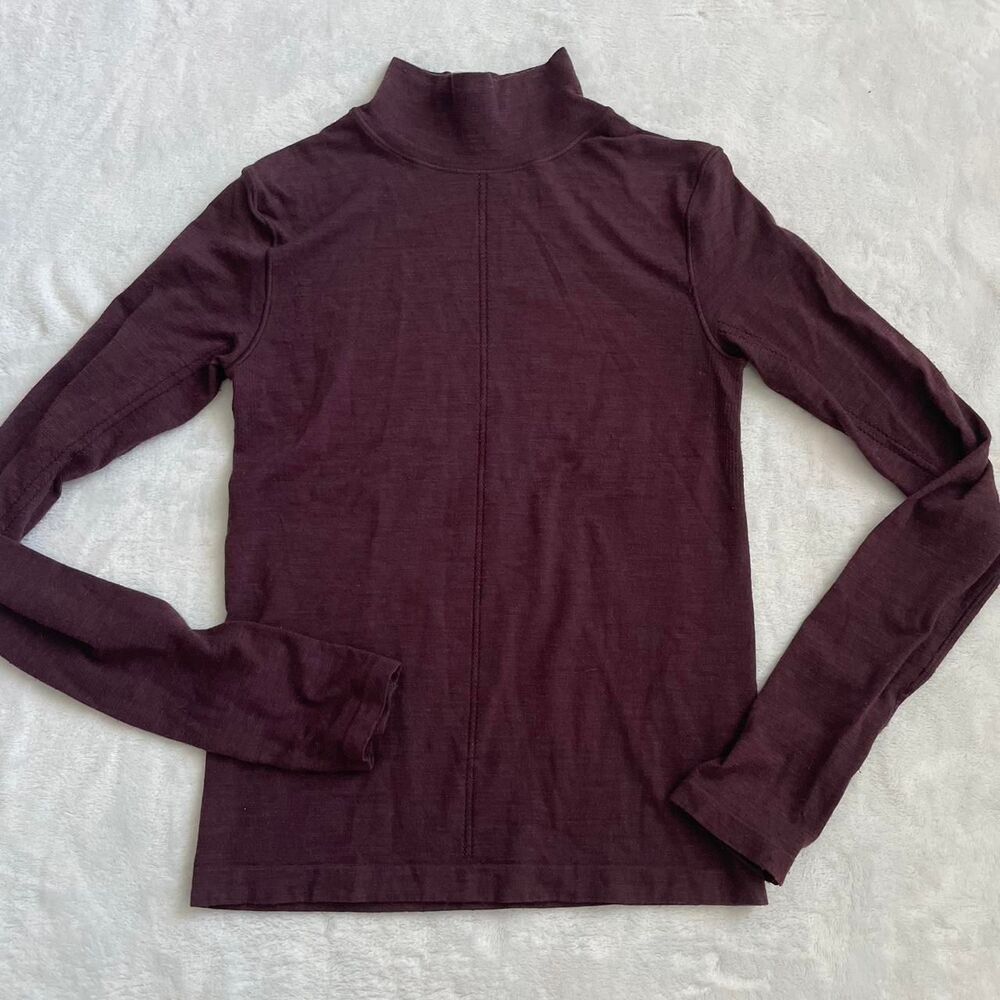 athleta mock neck long sleeve size xxs